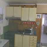 volledige renovatie keukenruimte door timmerman en schrijnwerkerij Mermuys uit Jabbeke: afbeelding 1 van 28